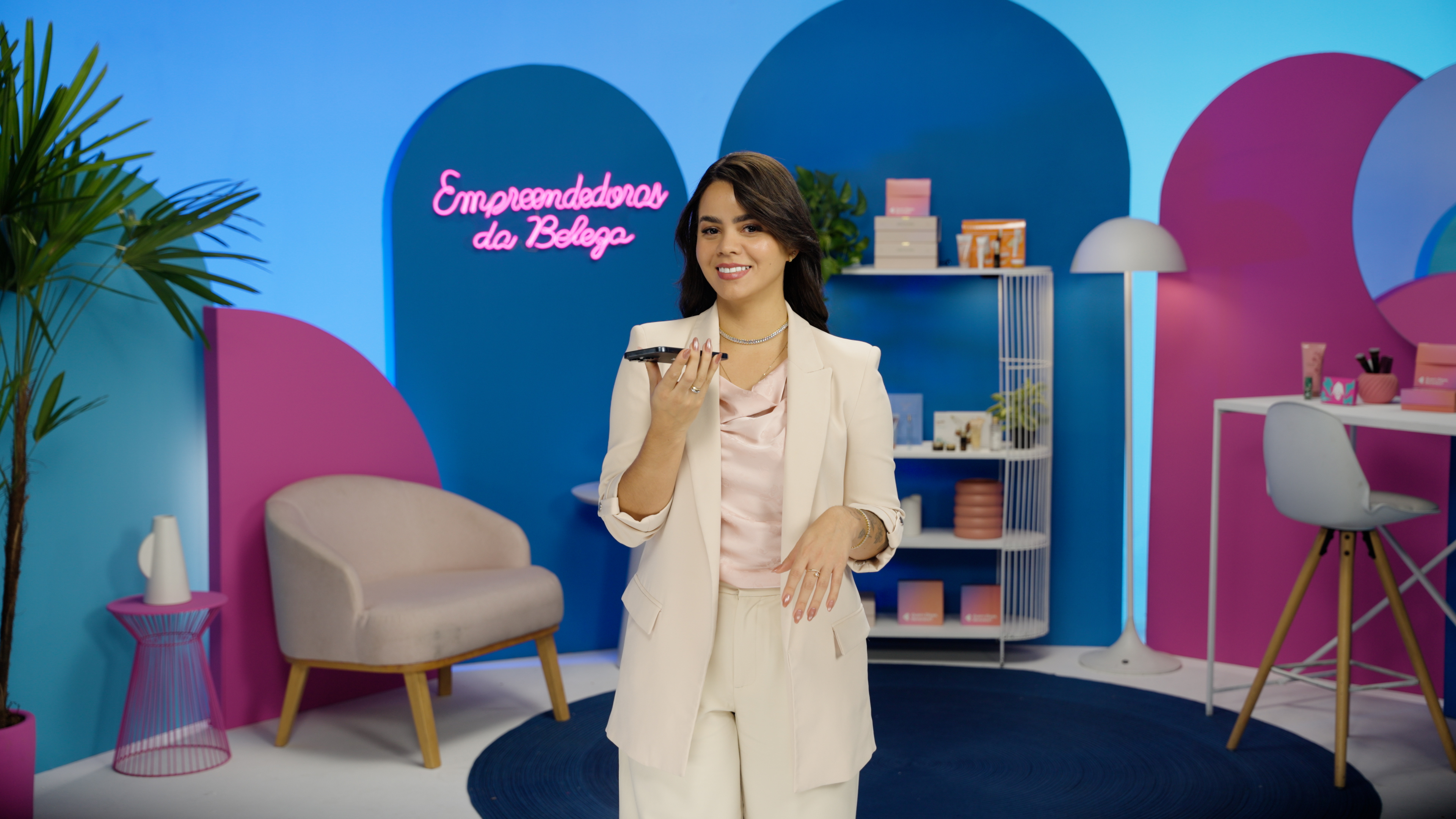 Transforme seu atendimento em uma experiência profissional: aprenda técnicas para encantar e fidelizar clientes image